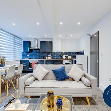 Raglan 3 - Central Apartment With Free Parking سكرابورو المظهر الخارجي الصورة