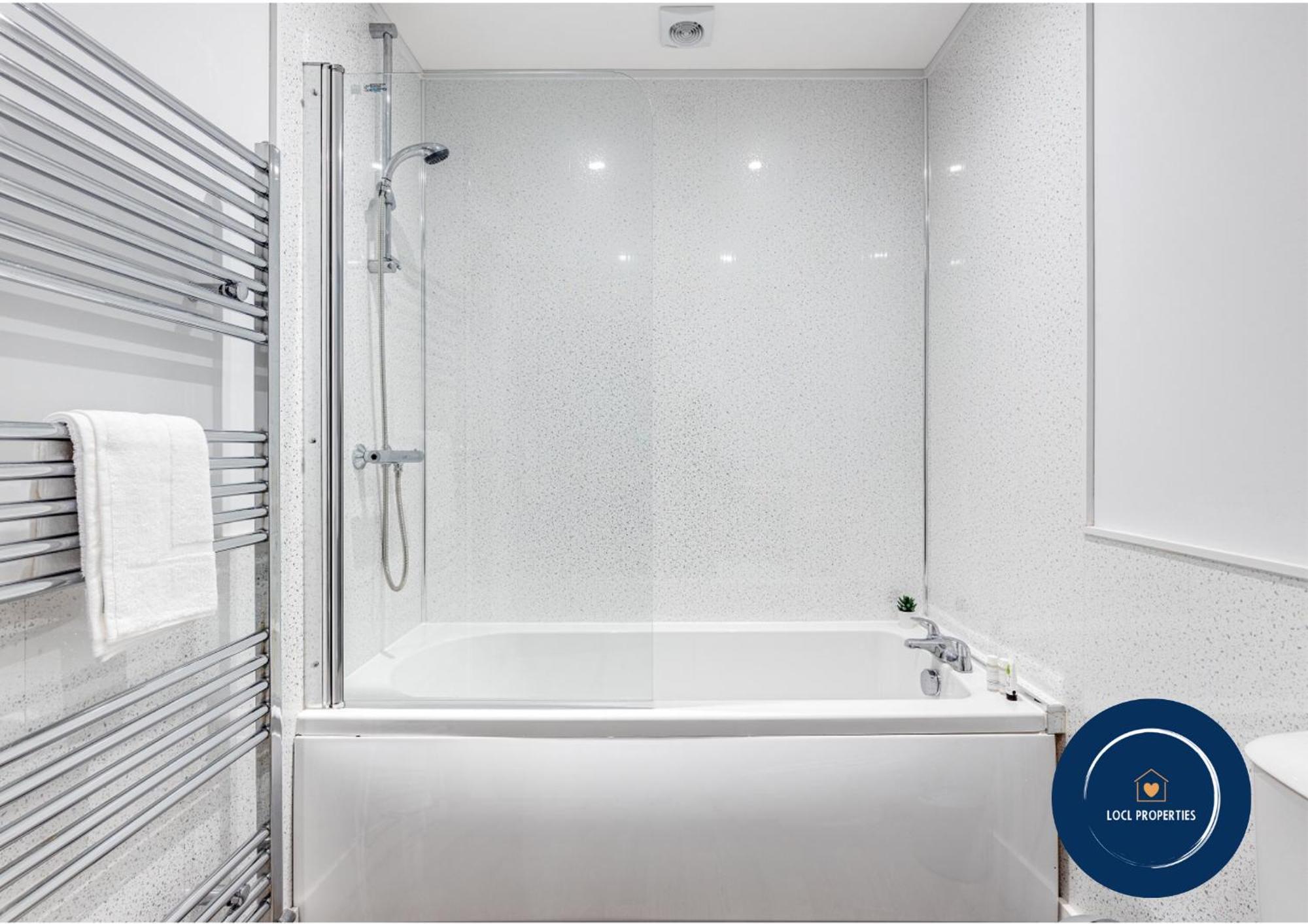 Raglan 3 - Central Apartment With Free Parking سكرابورو المظهر الخارجي الصورة
